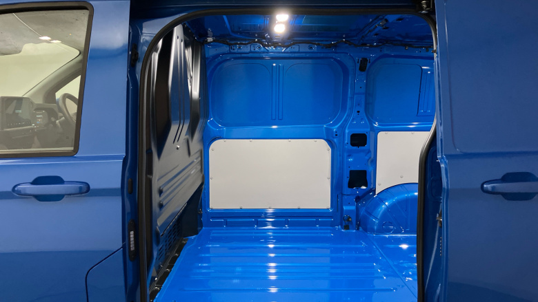 Volkswagen Transporter T32 Swb Electric 160kW 65kWh Commerce Pro Van Auto